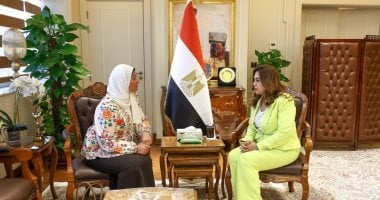  وزارة التنمية المحلية والبيئة تستضيف الكاتبة نشوى الحوفي
