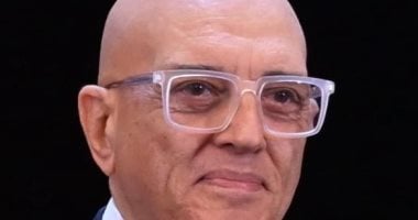 محمد سلماوى يلقى كلمة يوم المسرح المصرى