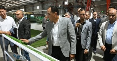 رئيس الوزراء يفتتح مصنع «فيفا ترف» للنجيل الصناعى باستثمارات 4 ملايين دولار