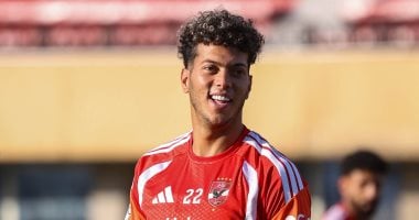 إمام عاشور لاعب الأهلى