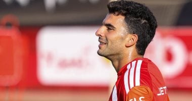أحمد سيد زيزو لاعب النادي الأهلي 