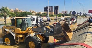 إصلاحات كسر ماسورة مياه طريق الواحات الصحراوى 