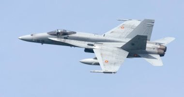 عرض للطائرة الإسبانية «F-18»
