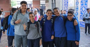 طلاب النقل بالمراحل التعليمية
