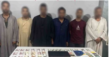 ضبط تشكيل عصابي تخصص في النصب والدجل بحوزته أجهزة إلكترونية بأسيوط