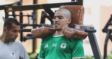 عبد الرحيم دغموم لاعب النادي المصري خلال التدريبات