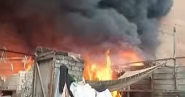 إخماد حريق اندلع داخل مخزن فى أبو النمرس