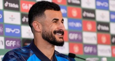 أيمن حسين مهاجم منتخب العراق