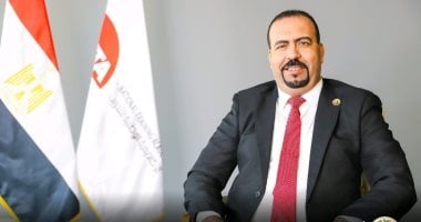 الكاتب الصحفى أحمد التايب يشارك بالبرنامج الوطنى لقادة المحليات