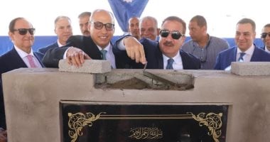 رئيس مجلس الدولة يضع حجر أساس مجمع محاكم مجلس الدولة الجديد ببورسعيد