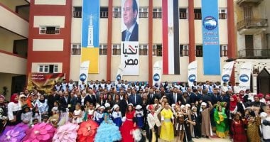 مدير تعليم الإسكندرية يشهد تطوير مدرسة سيد درويش وتقديم دعم للطلاب غير القادرين