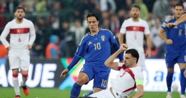 جانب من مباراة إيطاليا وتركيا 