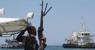 مقتل 5 من طاقم ناقلة مختطفة قرب الصومال بينهم 3 باكستانيين