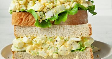 Velvety Egg Sandwich With a Spicy Twist Offers a Five-Minute Breakfast Idea
