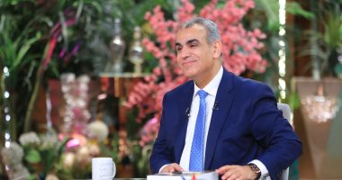 عبد الواحد النبوي: مدارس تحولت لمستشفيات بحرب أكتوبر والمصريين فى الأزمات بلدنا أولا