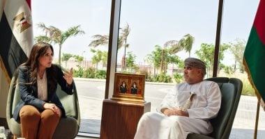وزيرة الإسكان تبحث مع نظيرها العُماني تعزيز التعاون المشترك
