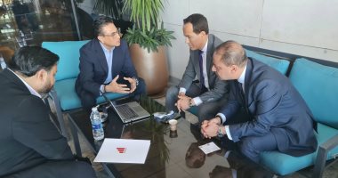 رئيس هيئة الاستثمار يبحث مع مسئولي عدد من الجهات فرص التعاون