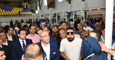 Fayoum Governor Visits Job Fair Featuring 23 Private-Sector Companies