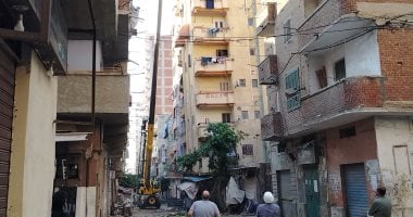 Demolition Begins on Leaning Building in Alexandria’s Ambrozo District
