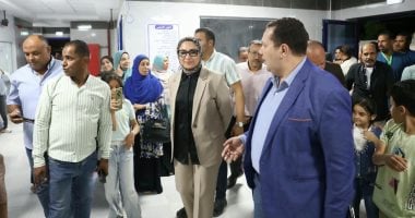 محافظ الوادي الجديد تفتتح وحدة طب الأسرة بقرية القصر بتكلفة 70 مليون جنيه