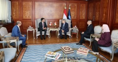 Suez Canal Chief Discusses Cooperation With Panama’s Ambassador
