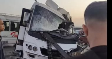 حادث تصادم مينى باص وسيارة نقل فى الهرم