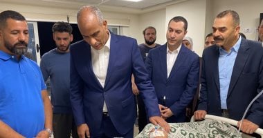 محافظ كفرالشيخ يطمئن على مصابي حادث انهيار عقار بيلا بالمستشفى المركزي