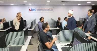 وزير الأوقاف يتفقد مركز تقييم القدرات بالجهاز المركزي للتنظيم والإدارة