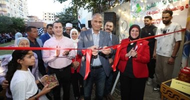 محافظ كفر الشيخ يفتتح معرضا للمنتجات الغذائية والمشغولات اليدوية بدار يتيمات