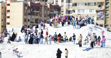 أحلى برنامج سياحي في بورسعيد.. يوم كامل بين البحر والمعدية وجبال الملح