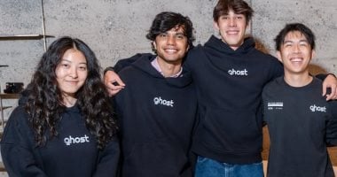 19-Year-Old Develops Screenless Computer for AI Agents