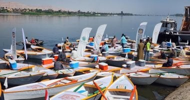Luxor Governor Hands Over New Fishing Boat Papers to Support 100 Fishermen