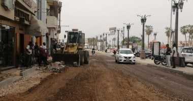 بدء تجهيزات رصف وتجميل ساحة سيدى أبوالحجاج ومحيط معبد الأقصر.. صور