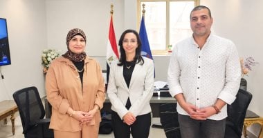 نقيب التمريض تبحث مع محافظ البحيرة تطوير التعليم التمريضى والارتقاء بالمنظومة