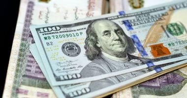 سعر الدولار أمام الجنيه اليوم الجمعة.. تعرف على الأسعار بالبنوك