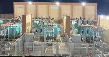 وزير الكهرباء يتابع مجريات إطلاق التيار الكهربائي لمحطة محولات روافع سيناء WPS3