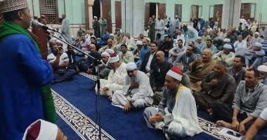 أوقاف القرنة بالأقصر تتحفل بذكرى مولد الإمام الحسين بساحة الشيخ الطيب.. صور
