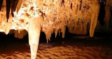  كهف الجارة بمحافظة الوادي