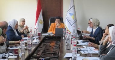 نقيب التمريض: خطة لزيادة أعداد القابلات المدربات إلى 9 آلاف بحلول 2030