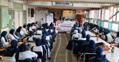 مجمع إعلام الإسكندرية يعزز وعي طالبات العامرية بالتغذية السليمة والصحة الإنجابية