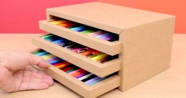 قبل ما ترمى الكرتون.. حيلة بسيطة لتنظيم الأدوات المكتبية والتخلص من الفوضى