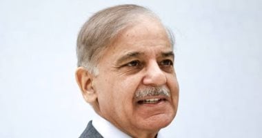 رئيس وزراء باكستان يعلق على استهداف مطار الملك خالد بالرياض.. ماذا قال ؟