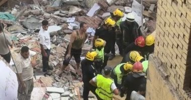 انهيار عقار حدائق القبة.. استخراج جثتي طفلين من أسفل الأنقاض