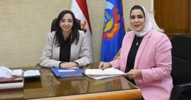 محافظ البحيرة تلتقى أعضاء النواب والشيوخ لمناقشة القضايا الجماهيرية العاجلة