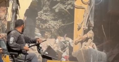 البحث عن مفقودين أسفل ركام عقار حدائق القبة المنهار