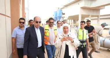 محافظ المنيا يتفقد محطة معالجة الصرف الصحي ببلنصورة بتكلفة مليار جنيه