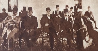 29 أبريل 1927.. يوم بايع الشعراء العرب أحمد شوقى فى الأوبرا