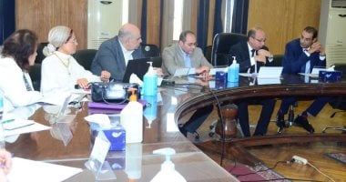 مجلس إدارة البرنامج الفرنسي بطب قصر العيني بعتمد خطة الدراسة للعام الجديد