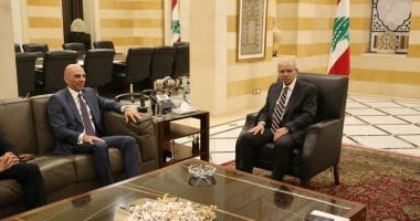 السفير تميم خلاف يلتقى رئيس مجلس الوزراء اللبنانى ويؤكد دعم مصر الكامل لبيروت
