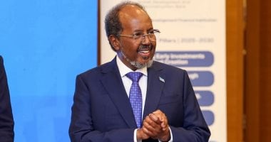 رئيس الصومال يبحث مع كتلة برلمانية الترتيبات للانتخابات المباشرة
